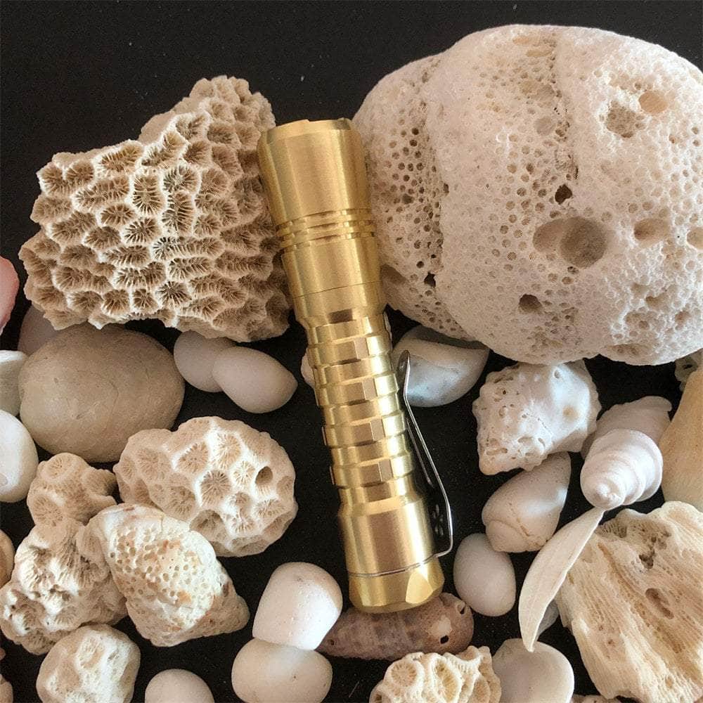 ReyLight Pineapple Brass - Image 6